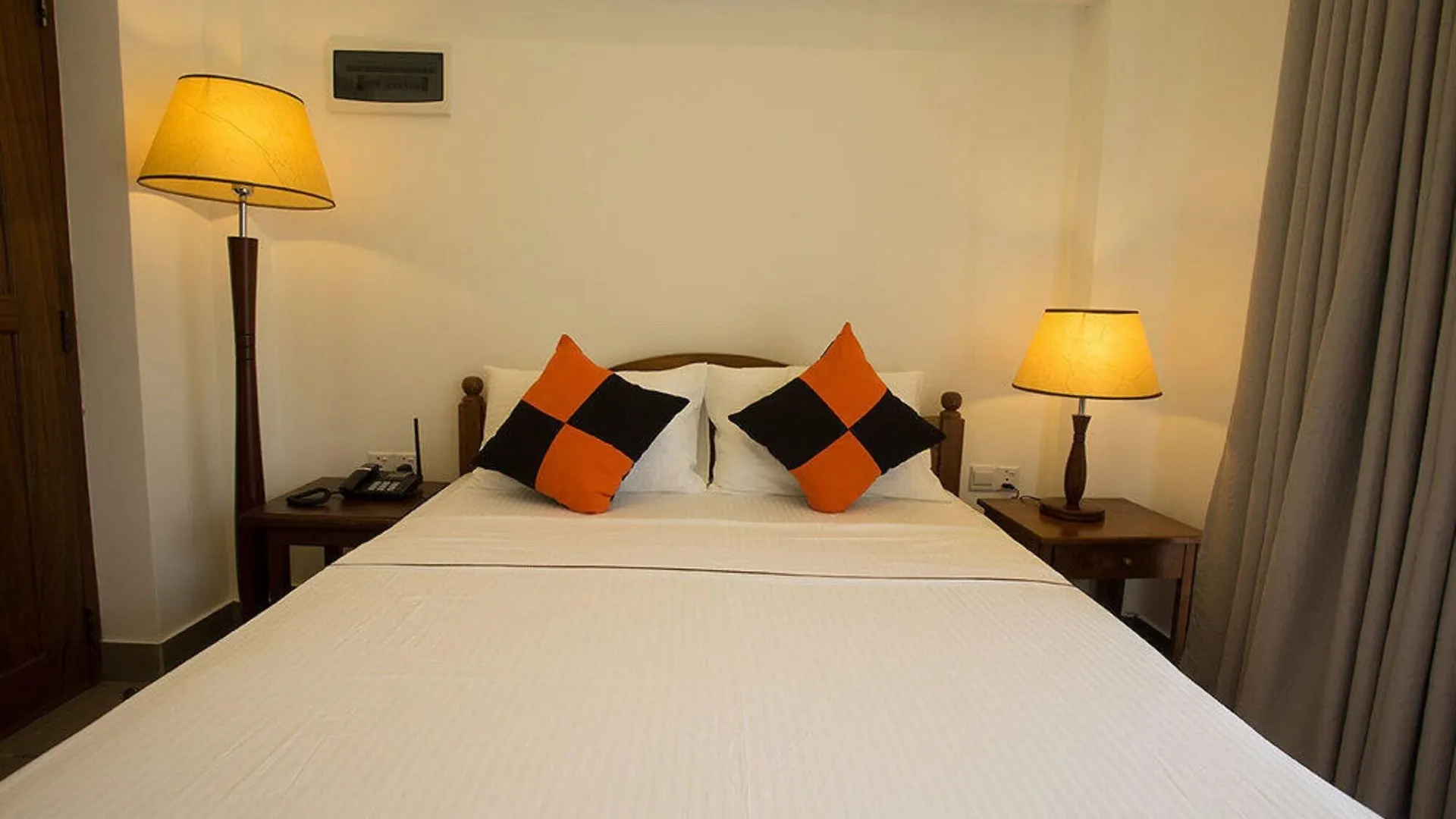 Hotel Heaven Seven Kandy
